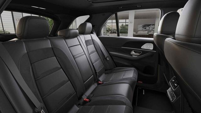 Mercedes-Benz GLE-KLASSE AMG 53 Hybrid 4MATIC+ Night Edition | 22" lichtmetalen velgen | Trekhaak | Treeplanken | Rijassistentiepakket | Burmester |