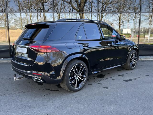 Mercedes-Benz GLE-KLASSE 400e 4Matic AMG // Luchtvering // Trekhaak 3300kg // Head-up // Multi Contour stoelen // Softclose // Alcantara Hemel // 360 Camera
