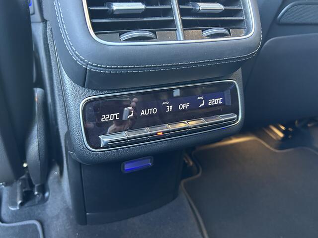 Mercedes-Benz GLE-KLASSE 400e 4Matic AMG // Luchtvering // Trekhaak 3300kg // Head-up // Multi Contour stoelen // Softclose // Alcantara Hemel // 360 Camera