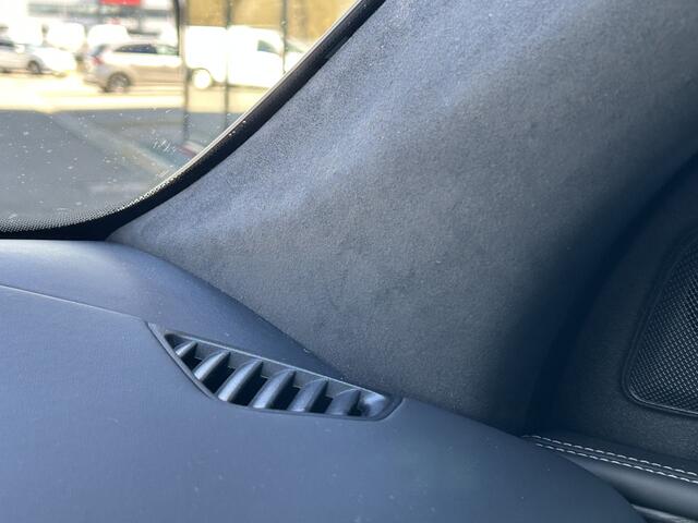 Mercedes-Benz GLE-KLASSE 400e 4Matic AMG // Luchtvering // Trekhaak 3300kg // Head-up // Multi Contour stoelen // Softclose // Alcantara Hemel // 360 Camera