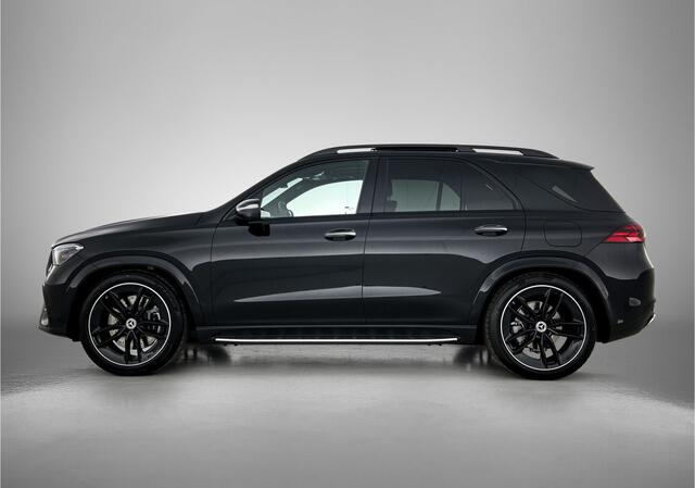 Mercedes-Benz GLE-KLASSE 400 e 4MATIC Sport Edition Premium Plus | Winterpakket | Nightpakket | Verlichte treeplanken | Trekhaak | Smartphone-integratie | Panoramaschuifdak | 22 inch vijf-dubbelspaaks AMG-velgen | GUARD 360° PLUS | 360° camera |