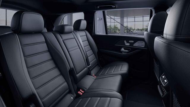 Mercedes-Benz GLS-KLASSE 450 4MATIC Premium Plus | 7-persoons | AMG | Night | Luchtvering | Trekhaak | Treeplanken | 23" lichtmetalen velgen | Keyless |
