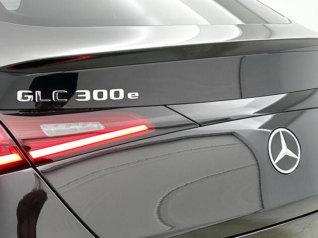 Mercedes-Benz Glc Coupé 300 e 4MATIC Sport Edition | Premium | Winterpakket | Nightpakket | Trekhaak | Panoramaschuifdak | Smartphone-integratie | Sfeerverlichting | THERMATIC |