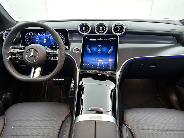 Mercedes-Benz Glc Coupé 300e 4MATIC Business Solution AMG | Advanced plus | Trekhaak | Panoramaschuifdak | URBAN GUARD Plus | Smartphone-integratie | Stoelverwarming | Sfeerverlichting |