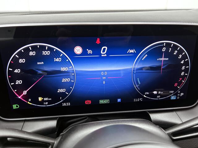 Mercedes-Benz Glc Coupé 300e 4MATIC Business Solution AMG | Advanced plus | Trekhaak | Panoramaschuifdak | URBAN GUARD Plus | Smartphone-integratie | Stoelverwarming | Sfeerverlichting |