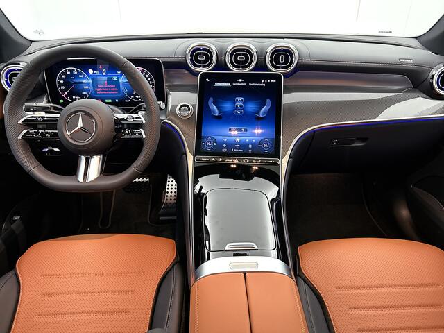 Mercedes-Benz Glc Coupé 300 e 4MATIC Sport Edition | Premium Pakket | Nightpakket | Treeplanken in aluminiumlook | Trekhaak | DISTRONIC | AMG spoiler | Panoramaschuifdak | THERMATIC |