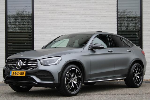 Mercedes-Benz Glc Coupé 300 4MATIC / Premium Plus / AMG / Panorama / NL-Auto / Vol Opties / NIEUWSTAAT .