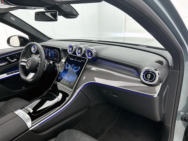 Mercedes-Benz Glc Coupé 300 e 4MATIC Sport Edition | Premium | Nightpakket | Trekhaak | Panoramaschuifdak | Stoelverwarming | Smartphone-integratie | Sfeerverlichting |