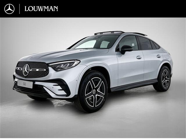Mercedes-Benz Glc Coupé 300e 4MATIC Business Solution AMG | Advanced plus | Nightpakket | Panoramaschuifdak | Smartphone-integratie | Stoelverwarming | Sfeerverlichting | Sierdelen ruitlook zilvergrijs |