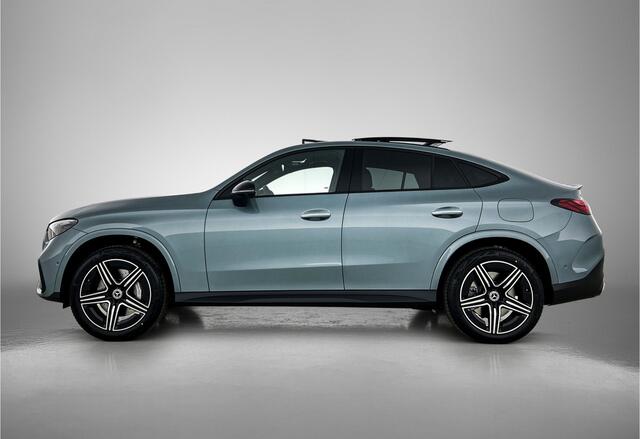 Mercedes-Benz Glc Coupé 300e 4MATIC Sport Edition | Premium | Winterpakket | Nightpakket | Trekhaak | Panoramaschuifdak | URBAN GUARD Plus | AMG spoiler | 360° camera | Sfeerverlichting |