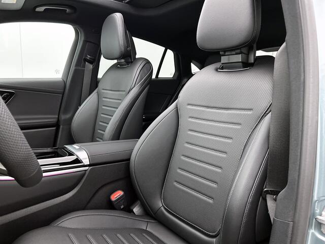 Mercedes-Benz Glc Coupé 300e 4MATIC Business Solution AMG | Advanced Plus | Nightpakket | Trekhaak | 20 inch vijfspaaks AMG-velgen | Panoramaschuifdak | Smartphone-integratie | 360°camera | Sfeerverlichting |