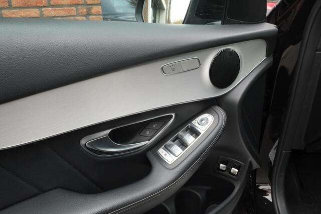 Mercedes-Benz Glc Coupé GLC 250 4Matic AMG-line | Trekhaak | Achteruitrijcamera