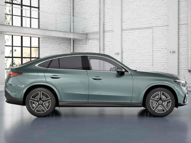 Mercedes-Benz Glc Coupé 300e 4MATIC Business Solution AMG