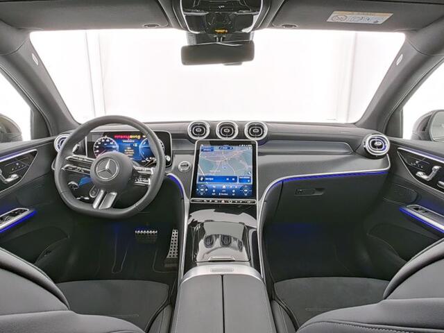 Mercedes-Benz Glc Coupé 300 e 4MATIC AMG Plug-In Hybride AMG Line | Night Pakket | Trekhaak | Panorama Schuif-Kanteldak | Stur en Stoelverwarming. Inclusief 24 maanden Mercedes-Benz Certified garantie voor Europa.