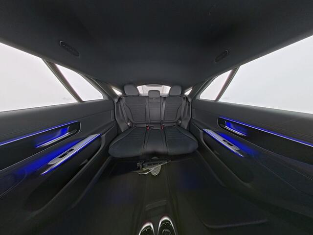 Mercedes-Benz Glc Coupé 300 e 4MATIC AMG Plug-In Hybride AMG Line | Night Pakket | Trekhaak | Panorama Schuif-Kanteldak | Stur en Stoelverwarming. Inclusief 24 maanden Mercedes-Benz Certified garantie voor Europa.