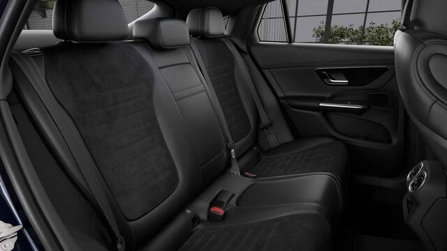Mercedes-Benz Glc Coupé 300e 4MATIC AMG Line | Trekhaak | Memory | Sfeerverlichting | Stoelverwarming | Achteruitrijcamera |