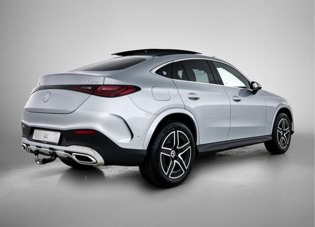 Mercedes-Benz Glc Coupé 300e 4MATIC Business Solution AMG | Premium | Trekhaak | Panoramaschuifdak | 19" vijfspaaks AMG-velgen | Memorypakket | Smartphone-integratie | 360° camera | Augmented Reality navigatie |