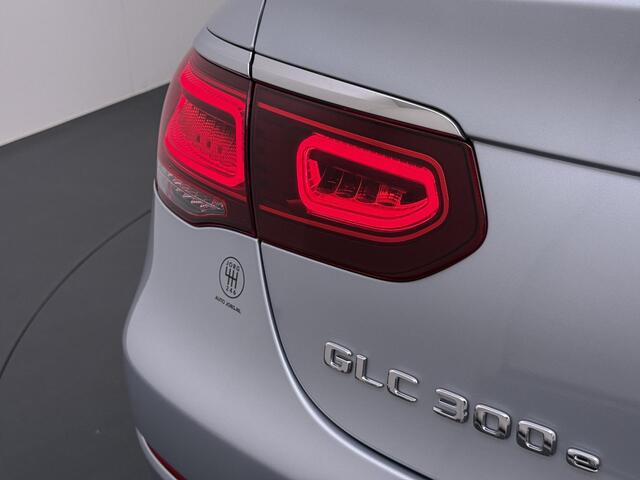 Mercedes-Benz Glc Coupé 300e 4MATIC Premium AMG | Trekhaak | Stoelverwarming | Leder |