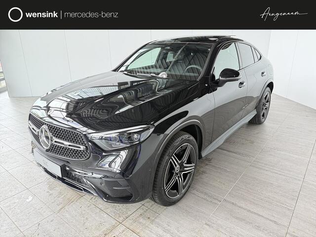 Mercedes-Benz Glc Coupé 300e 4MATIC Sport Edition | Panoramaschuifdak | Trekhaak | Nightpakket | AMG Premium | AMG spoiler |