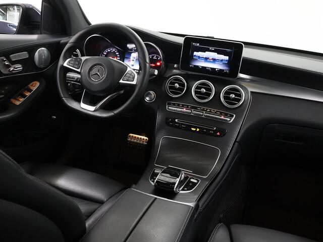Mercedes-Benz Glc Coupé 250 4MATIC Premium Plus | Schuif/kanteldak | Burmester | Memory | Lederen bekleding | Treeplanken |