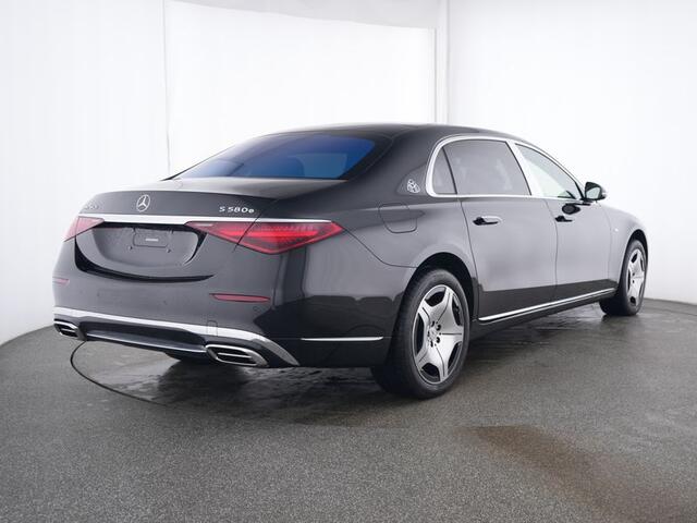 Mercedes-Benz S-KLASSE 580 e 4MATIC Maybach | Exclusiefpakket | Alarm Klasse | Actieve sfeerverlichting | Head-up display MBUX met augmented reality. Inclusief 24 maanden MB Certified garantie voor Europa.