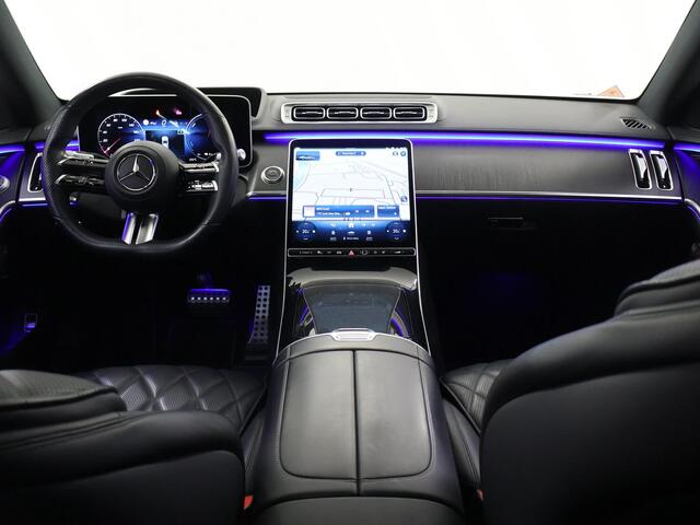 Mercedes-Benz S-KLASSE 580 e 4MATIC Lang AMG Line | Panoramadak | Achterasbesturing | Burmester | Head-up display | Digital light | Rijassistentiepakket | Nappaleder |