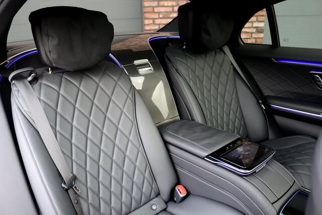 Mercedes-Benz S-KLASSE 580 e 4MATIC Lang AMG Line | Airmatic | Achterasbesturing | Chauffeurspakket | MBUX Tablet | Distronic+ | Memory | Stoelventilatie V+A | Burmester | Soft-Close | Digital Light | Vlakkenverwarming | HUD |