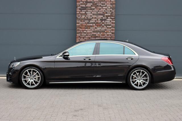 Mercedes-Benz S-KLASSE 560 4MATIC Lang AMG Line Premium+ | V8 | Distronic+ | Panoramadak | Memory | Burmester | Stoelventilatie | Soft-Close | HUD | Surround Camera | Keyless Go | Zonweringspakket |
