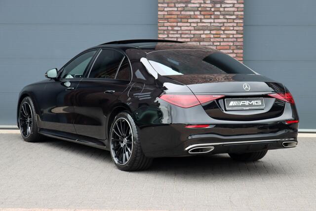 Mercedes-Benz S-KLASSE 580 e 4MATIC Lang AMG Line | Airmatic | Distronic+ | Chauffeurspakket | Memory | Stoelventilatie V+A | Burmester | Soft-Close | Digital Light | Vlakkenverwarming | HUD | Zonweringspakket |
