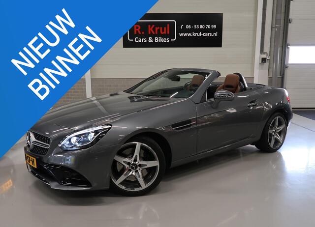 Mercedes-Benz SLC-KLASSE 200 AMG Leer Nekverwarming Panoramadak Navigatie Camera Ambiente verlichting 18 inch 1e Eigenaar Dealer onderhouden Seleniet grijs Automaat Flippers Boekjes aanwezig Zeer nette staat
