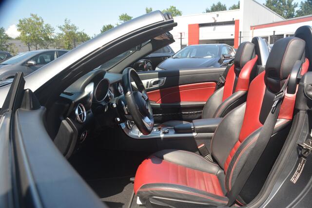 Mercedes-Benz SLC-KLASSE AMG 43 | Navigatie | Panorama VARIOdak | Cruise-control | Stoel en Nekverwarming | Camera | NL auto!! | Dealer onderhouden |