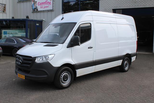 Mercedes-Benz SPRINTER 316 CDI L2H2 3500kg trekhaak, MBUX met camera, Brake assyst, Etc.