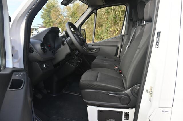 Mercedes-Benz SPRINTER Sprinter 317 CDI L3H2 RWD (EURO 6d) Navi