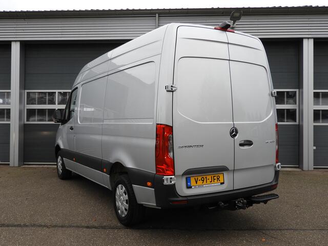 Mercedes-Benz SPRINTER 317 1.9 CDI L2H2 AIRCO | MBUX | CAMERA | 3.5t TREKHAAK