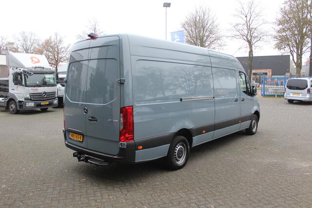 Mercedes-Benz SPRINTER 317 CDI L3H2 3500kg trekhaak, MBUX met navigatie en camera, Geveerde stoel