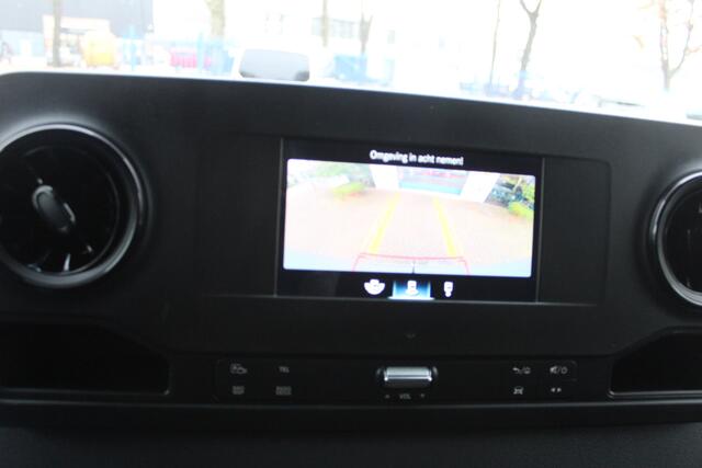 Mercedes-Benz SPRINTER 317 CDI L3H2 3500kg trekhaak, MBUX met navigatie en camera, Geveerde stoel