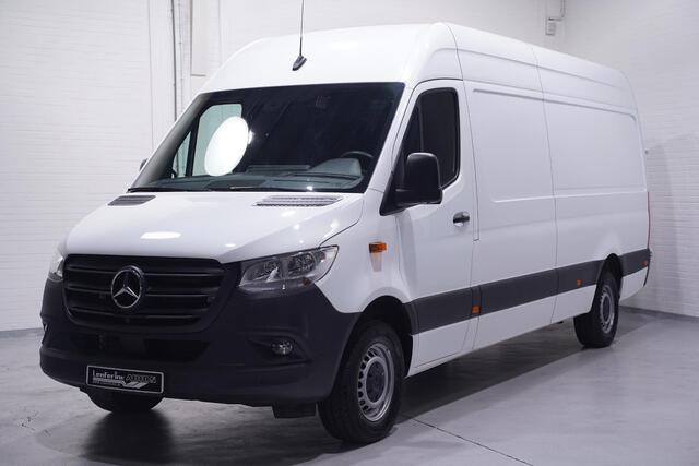 Mercedes-Benz SPRINTER 315 CDI 150 pk L3H2 Navi v.a. 399,- p/mnd 360 Camera, Cruise control, PDC V+A, Opstap achter, 3-Zits