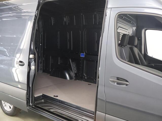 Mercedes-Benz SPRINTER 319 CDI | L2 H2 | Select | Aut. | 3500 KG AHW | Keyless Go | Parkeercamera | Bluetooth | Airco | 3-zits | Led Koplampen | Certified | NIEUW