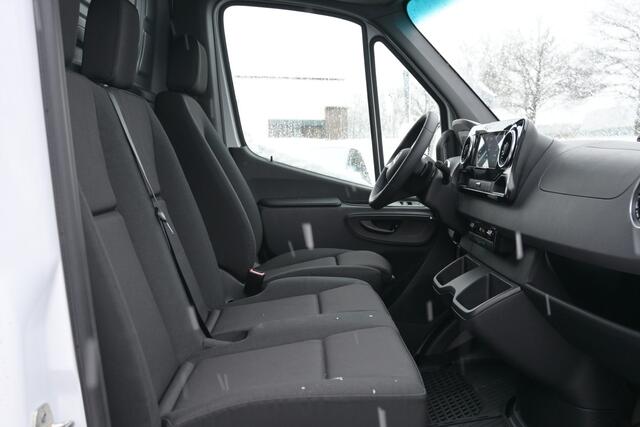 Mercedes-Benz SPRINTER 319 CDI L2H2 Pro 4x4 LED verlichting, Smartphone integratie