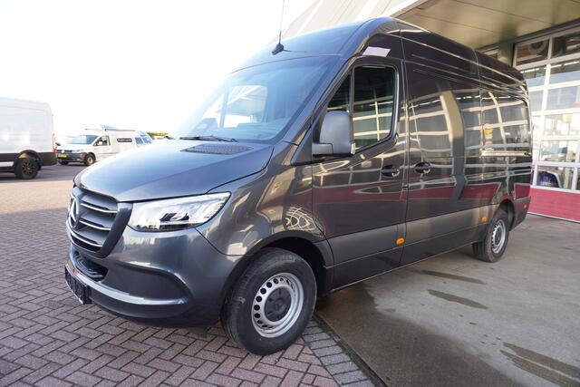Mercedes-Benz SPRINTER 319 1.9 CDI191PK L2 Pro Automaat Schuifdeur links en rechts nr.V162 | Climate | Cruise | Apple CP- Android auto | Camera | trekhaak 3.500Kg