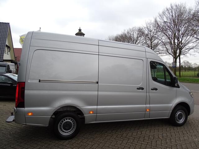 Mercedes-Benz SPRINTER 319 1.9 CDI L2H2 VOL OPTIES 1e eig NWST