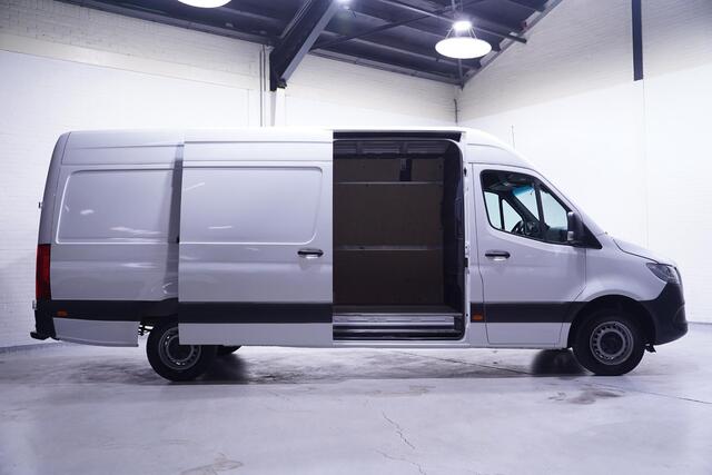 Mercedes-Benz SPRINTER 317 CDI 170 pk L3H2 Automaat Airco, Camera PDC V+A, Apple Carplay, Laadruimte Pakket, Geveerde Stoel, 3-Zits