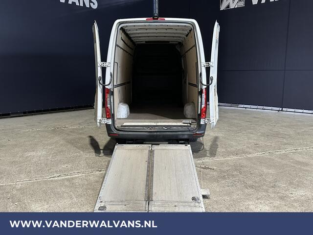 Mercedes-Benz SPRINTER 316 CDI 164pk L3H2 *Laadklep* Euro6 Airco | Camera | Navigatie Apple Carplay, Android Auto, Stoelverwarming, Bijrijdersbank