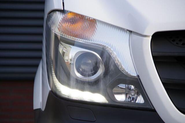 Mercedes-Benz SPRINTER 319 3.0 CDI V6 AUT. XENON, NAVI, CRUISE, AIRCO, STANDKACHEL, STOELVERWARMING, PARKEERSENSOREN, TREKHAAK