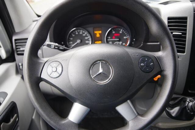 Mercedes-Benz SPRINTER 519 3.0 V6 KIPPER 3 ZIJDIG, OPEN LAADBAK, 3.5T TREKHAAK, AIRCO, CRUISE, MF STUURWIEL