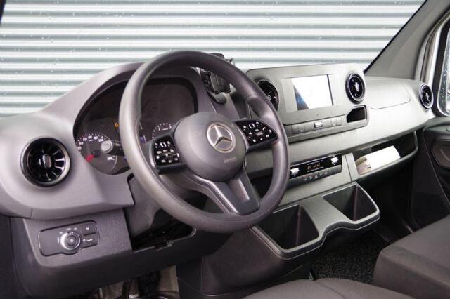 Mercedes-Benz SPRINTER 319 3.0 CDI V6 L2H2 LED, TREKHAAK, MBUX, CAMERA, NAVI, CRUISE, CLIMA