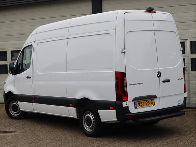Mercedes-Benz SPRINTER 317 CDI 1.9 Automaat L2H2 RWD Koel-Vries Koeling - Dacht & Nacht - RWD - MBUX - LED - Koelwagen