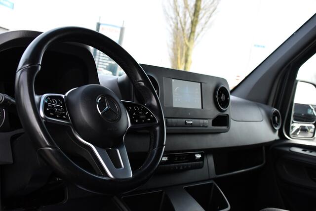 Mercedes-Benz SPRINTER 316 2.2 CDI L2H1 PB Edition Adaptieve Cruise, 3500KG Trekhaak, Carplay, 164PK, Automaat, Multimedia, Dodehoek, Mbux, UNIEK!