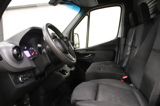 Mercedes-Benz SPRINTER 315 1.9 CDI L3H2 AUTOMAAT ACHTERUITRIJCAMERA Mercedes-Benz Sprinter 315 1.9 CDI L4H2 ACHTERUIRIJCAMERA