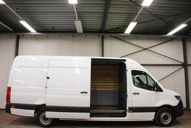 Mercedes-Benz SPRINTER 315 1.9 CDI L3H2 AUTOMAAT ACHTERUITRIJCAMERA Mercedes-Benz Sprinter 315 1.9 CDI L4H2 ACHTERUIRIJCAMERA